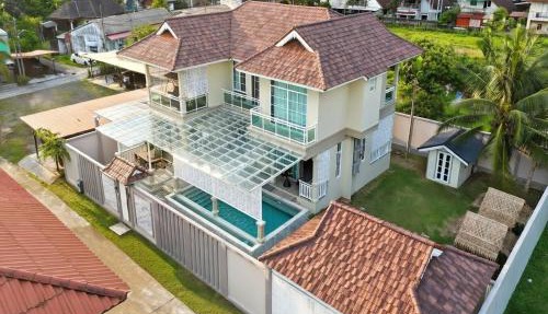 Kamala Beach Phuket - 4BR Private Luxury Pool Villa with Maid