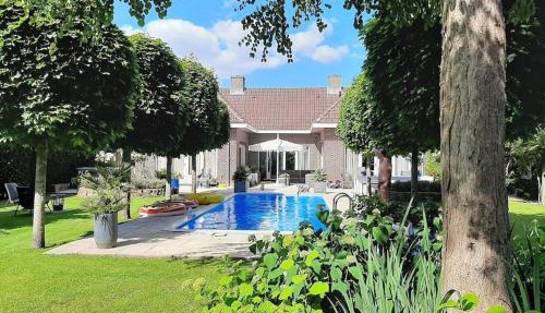 luxe villa met privé zwembad en jacuzzi