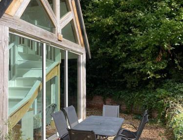Luxury Woodland Stay - Private Walks - Just Refurbished