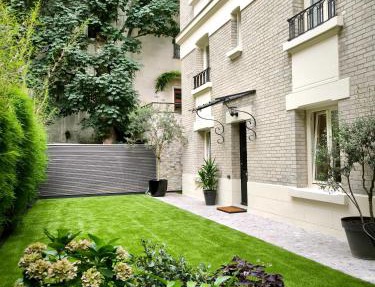 Montmartre en rez-de-jardin