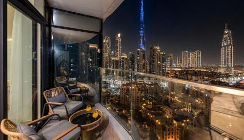 Royal Vista - Luxe 4BR Penthouse with Burj Khalifa View at Imperial Avenue - Downtown
