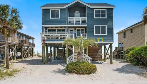 Sunrise to Sunset Oceanfront Home with Creek Dock
