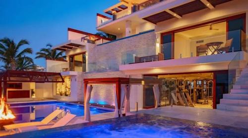 Villa Minaas Luxury Oceanfront